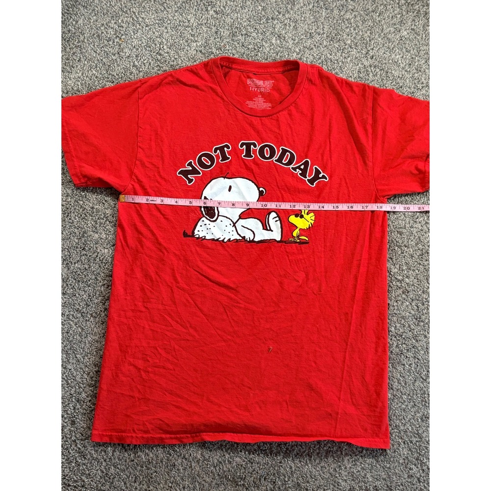 Peanuts Snoopy Graphic Tee Mens Medium Red Not Today Woodstock Cartoon Shirt - Picture 8 of 9
